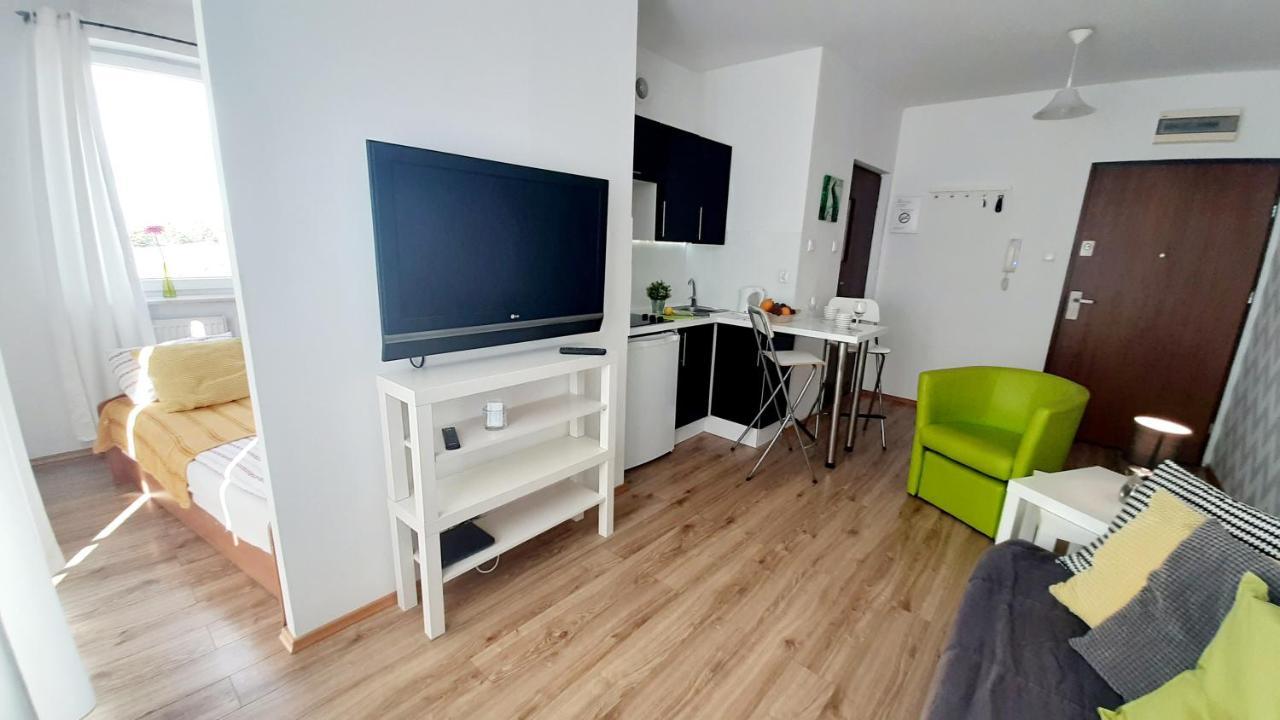 Apartament Z Balkonem I Bezplatnym Parkingiem กดัญสก์ ภายนอก รูปภาพ