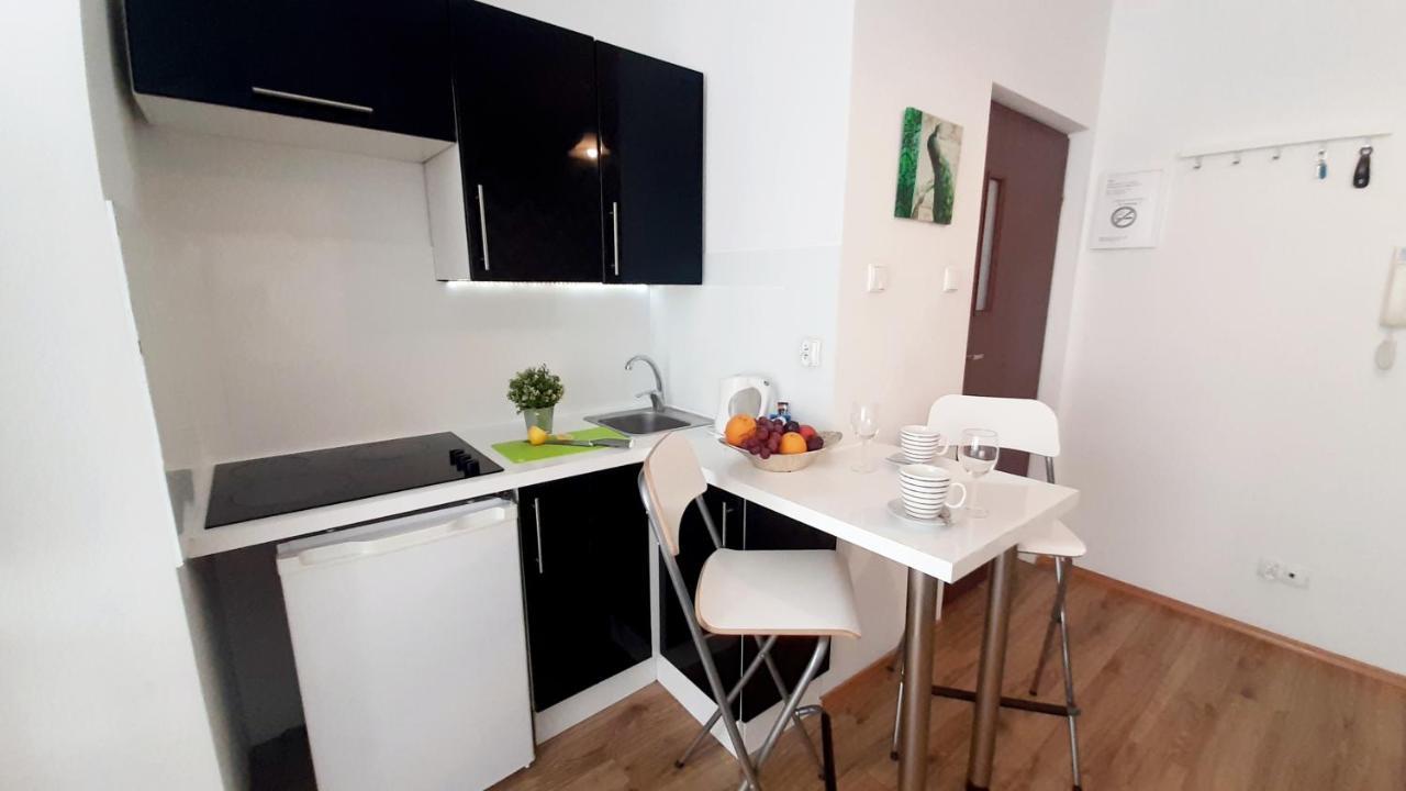 Apartament Z Balkonem I Bezplatnym Parkingiem กดัญสก์ ภายนอก รูปภาพ